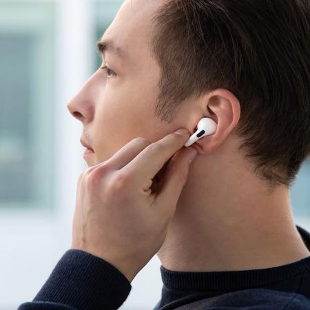 Беспроводные наушники с микрофоном Deppa Air Pro, TWS, BT 5.1, 250 мАч, QI, IPX4 (44167) Белый